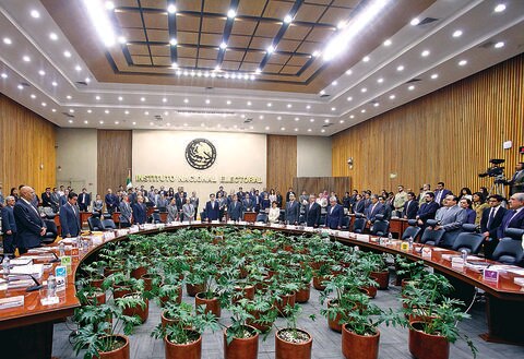 Derrochedoblan gasto partidos políticos