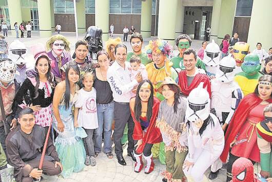 Domínguez celebra a niños