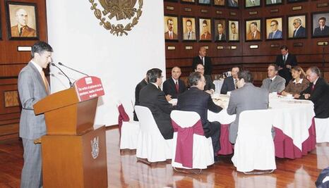 Notarios arrancan jornada de descuentos