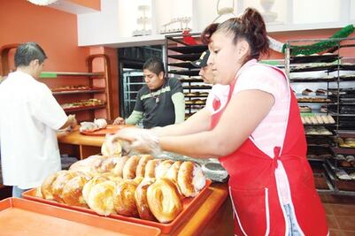 Panaderos se van  a la informalidad