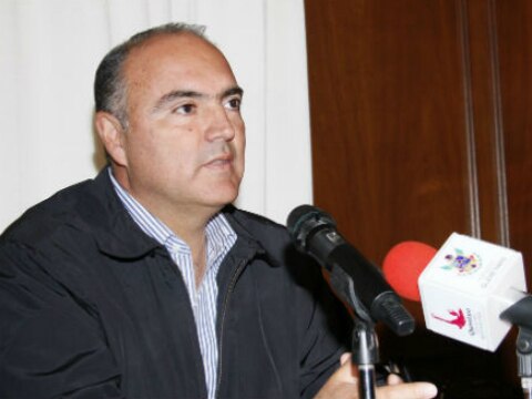 Conflictos se resuelven con diálogo