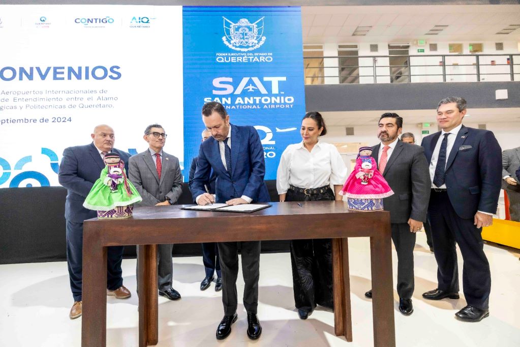 Querétaro firma acuerdo aeroportuario con San Antonio