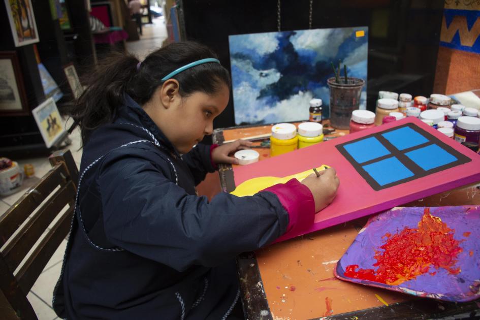 Arte para sanar. Clases de pintura para niños