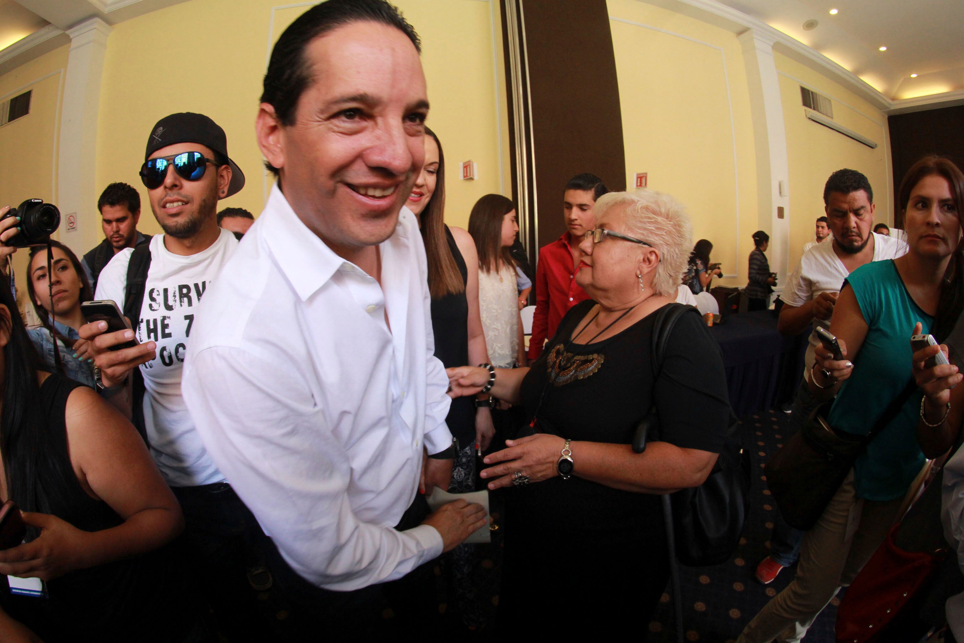 Domínguez busca gobernar estado