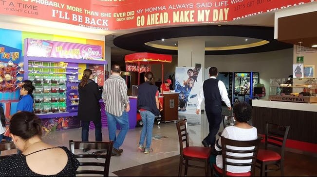 Cines reabrirán en semáforo amarillo