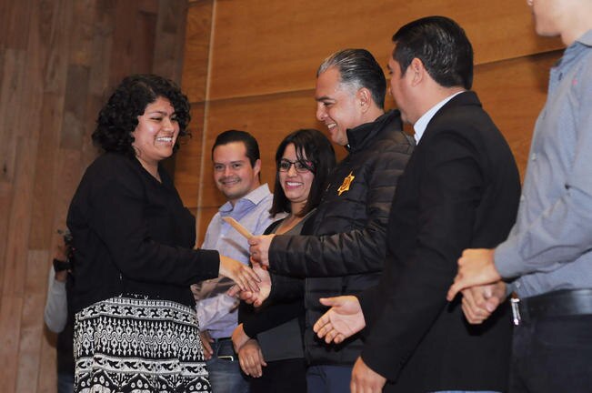 SSP entrega incentivos a 120 jóvenes en la capital