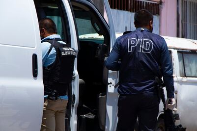 Mujer asesina al hombre que mató a su perro