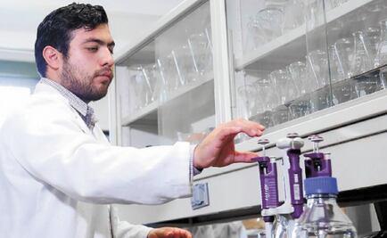 Universitarios trabajan en vacuna comestible contra el Covid-19