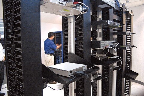 Maxcom: somos una pulga dado el mercado