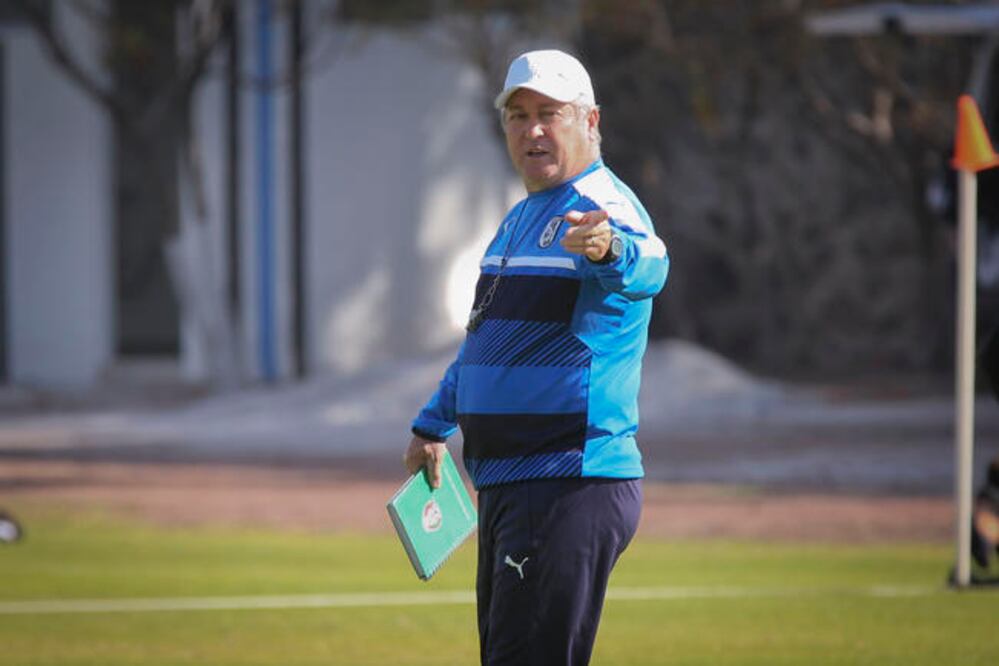 Vucetich rechazó opinar sobre la gestión de Edgardo Codesal al frente de la Comisión de Arbitraje, pues no está en una posición objetiva. (CLUB QUERÉTARO)