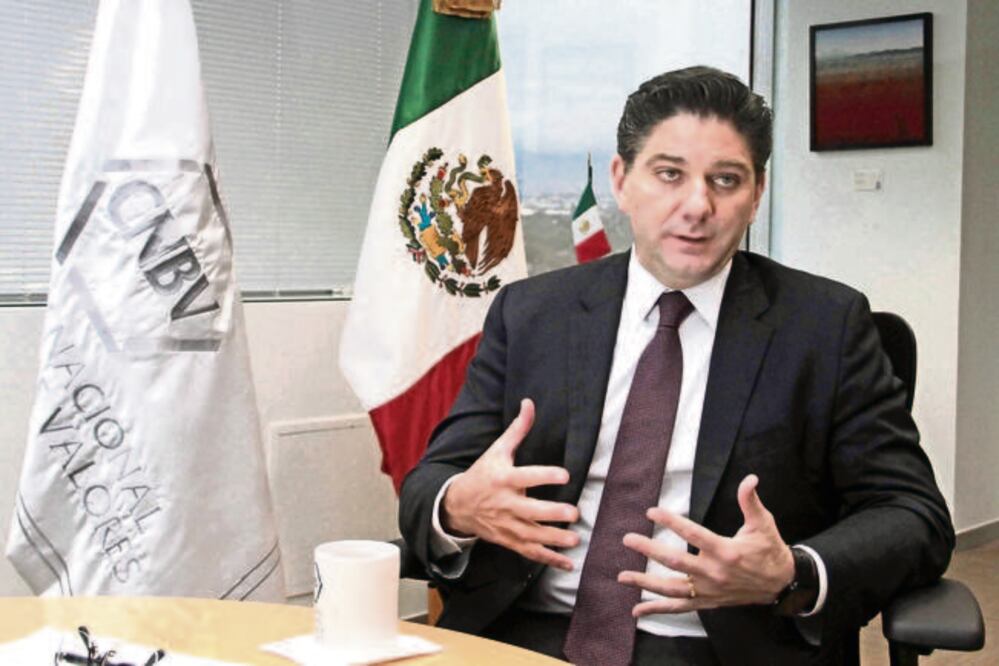 Jaime González Aguadé, presidente de la CNBV. (ARCHIVO EL UNIVERSAL)