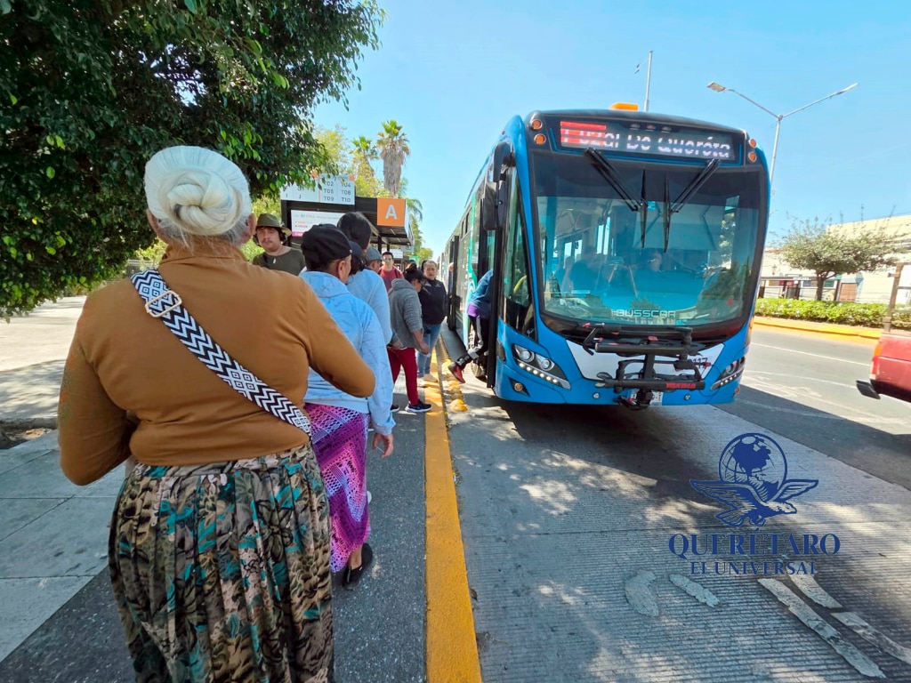 Qrobús transportó a 600 mil usuarios en septiembre
