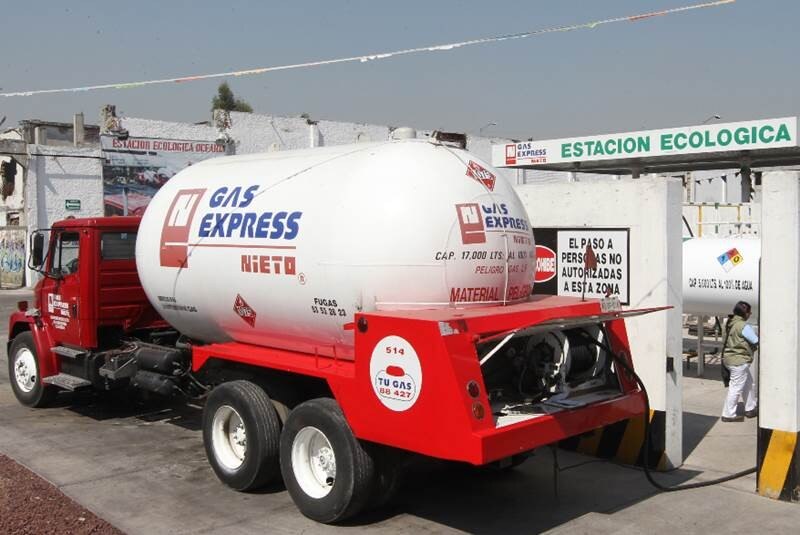 Inmovilizan unidades de Gas Express Nieto