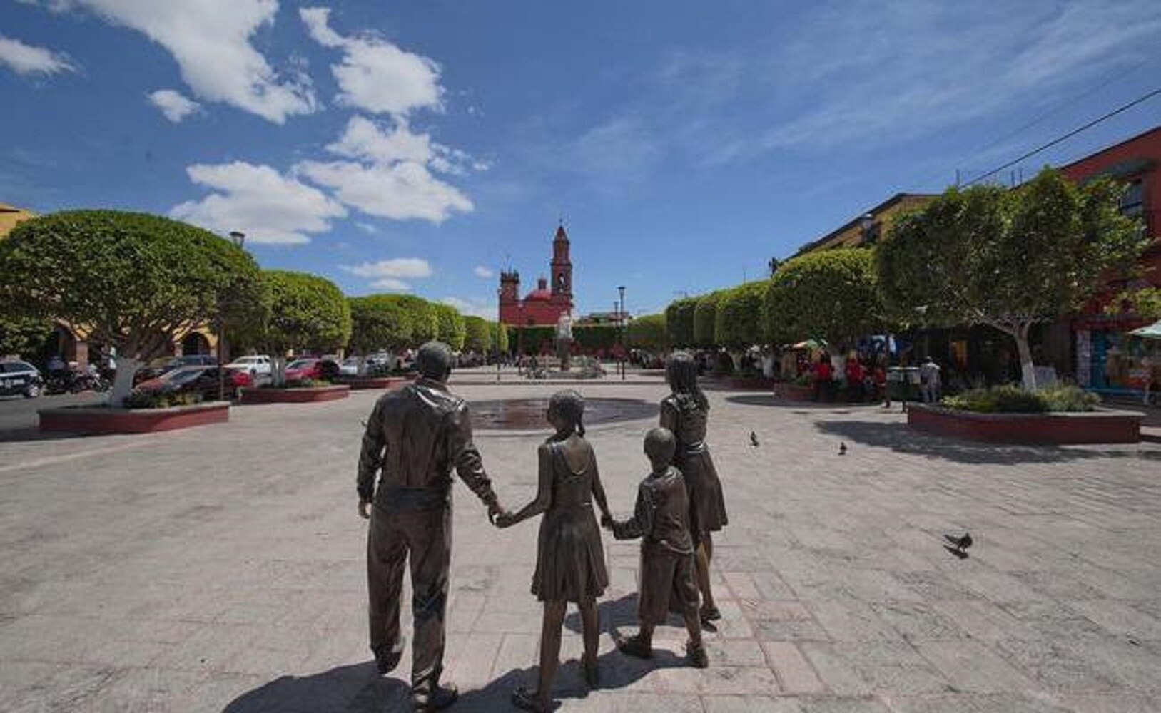 Preparan dignificación de comercios en SJR