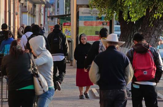 Exhortan a protegerse de bajas temperaturas