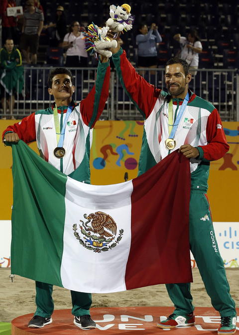 Voleibol de oro y playa en JP