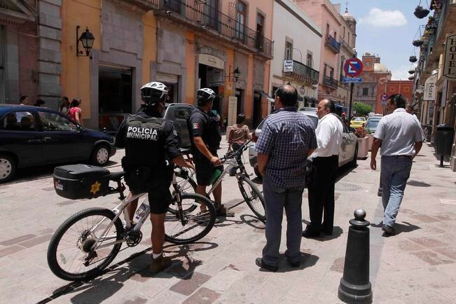 Instalan 60 botones de emergencia en Centro Histórico