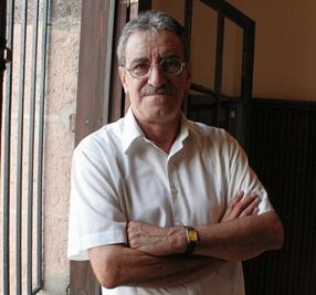 Falleció el escritor Roberto Cuevas