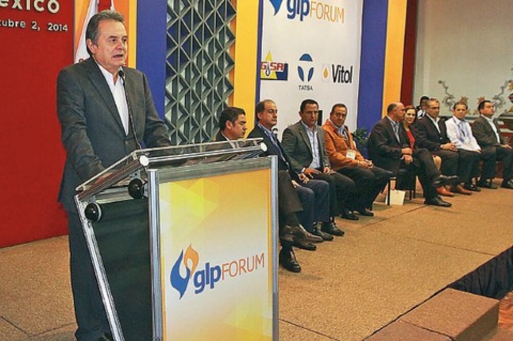 Aplaude SE golpe a Petro Bajío 