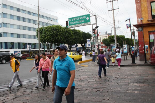 Presentan primera etapa de Internet