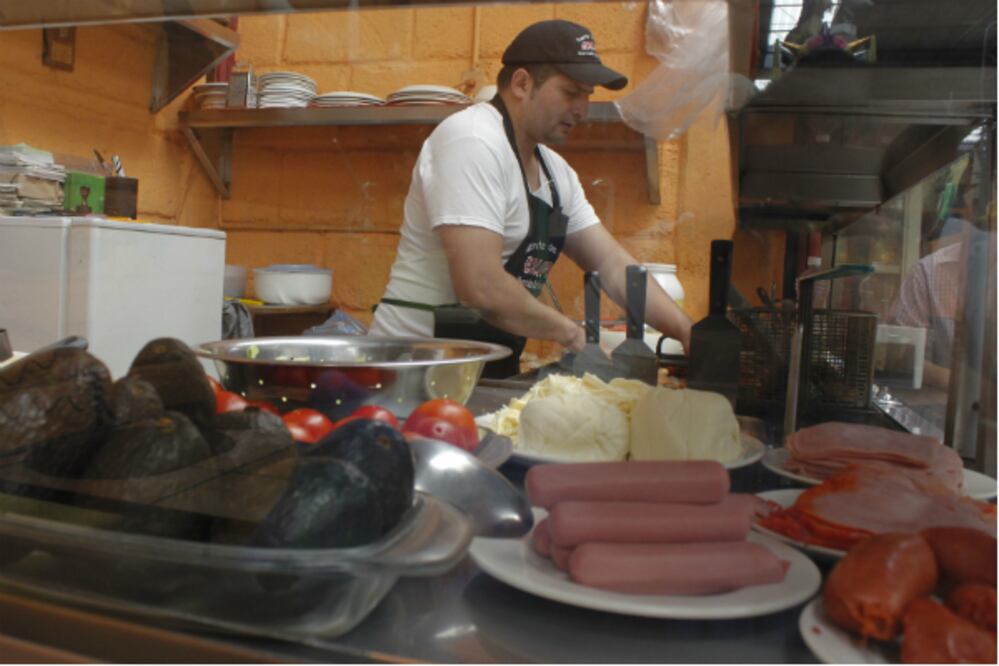 Sin prosperar 80% de comercios en SJR