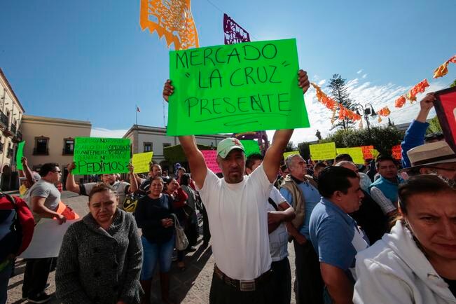 Congelan hasta 2017 reglamento de mercados y centrales de abasto