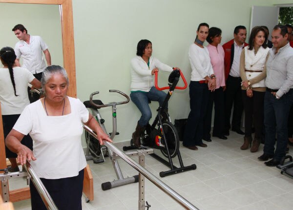 Entregan Unidad de Rehabilitación