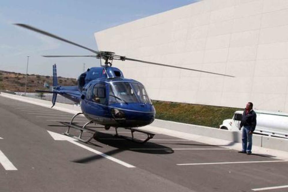 Sale posible comprador del avión Falcón