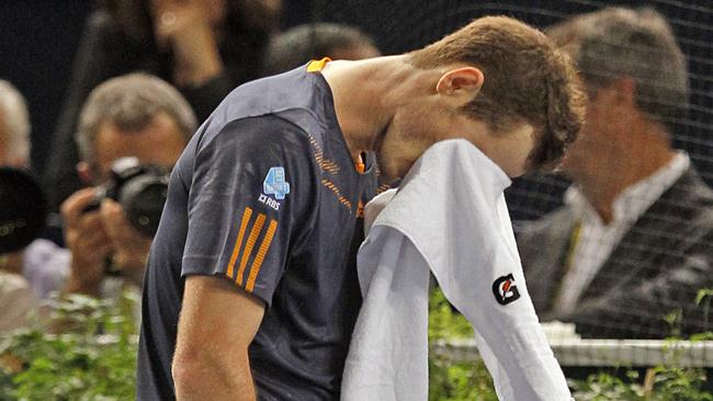 Tipsarevic derrota a Murray en Abu Dhabi