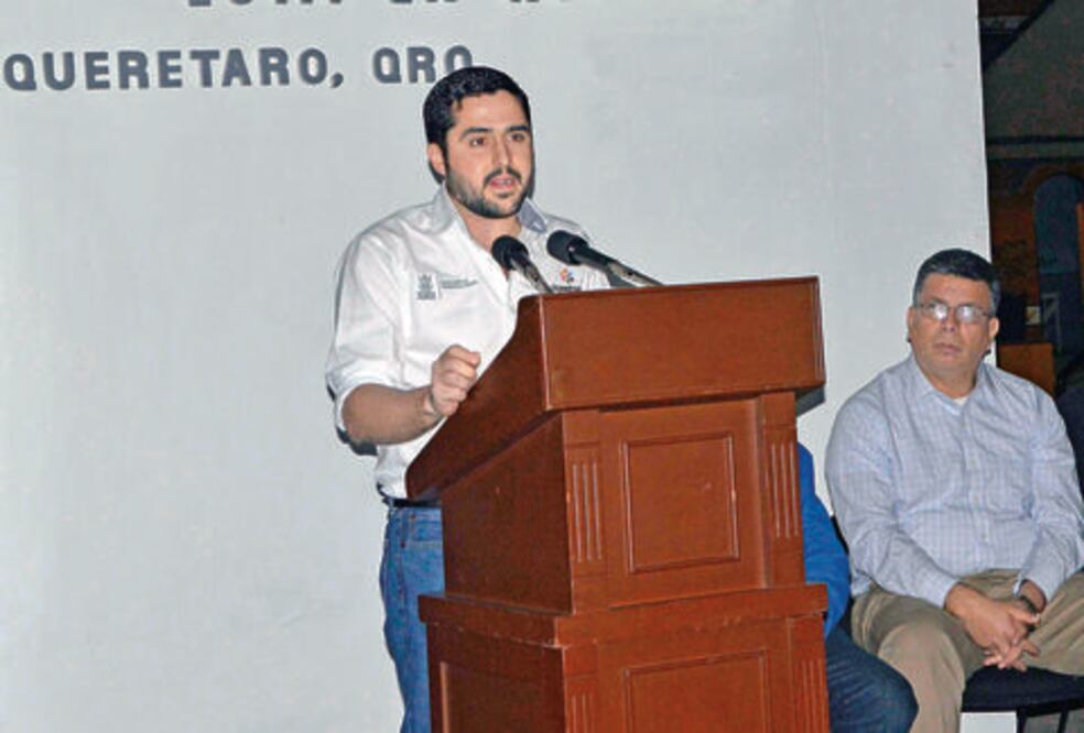 Pide Agustín Dorantes sumar esfuerzos contra la pobreza