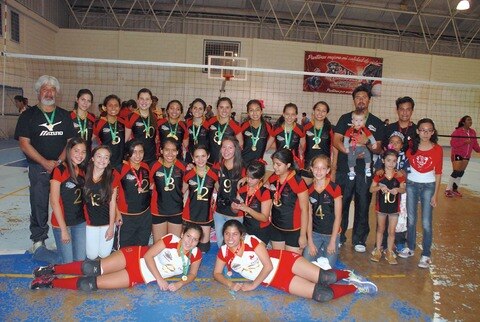 Panteras y Borregos se imponen en voleibol