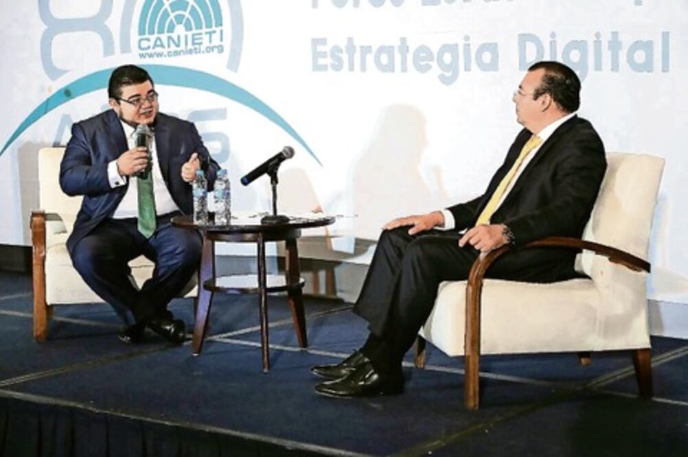 Propone Camacho internet para todos