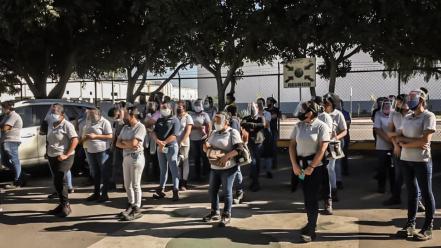 Desalojan a 130 personas por un incendio en parque industrial Benito Juárez