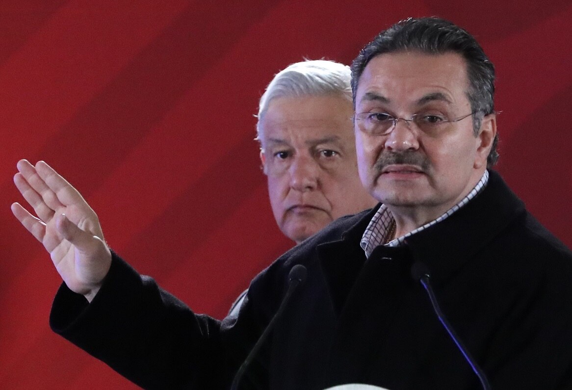 Funcionarios de Pemex vinculados al caso Estafa Maestra dejarán el cargo