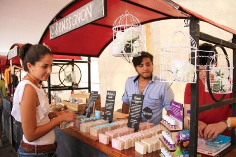 Celebrarán primer año de mercado