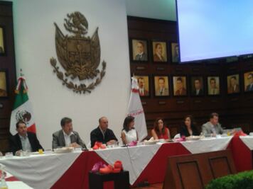 Presentan el proyecto "Gallitos" 