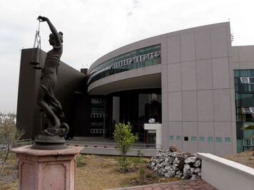 FGE inicia proceso a funcionaria que participó en fiesta