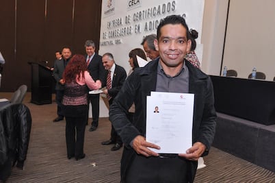 Se certifican en apoyo a adicciones 