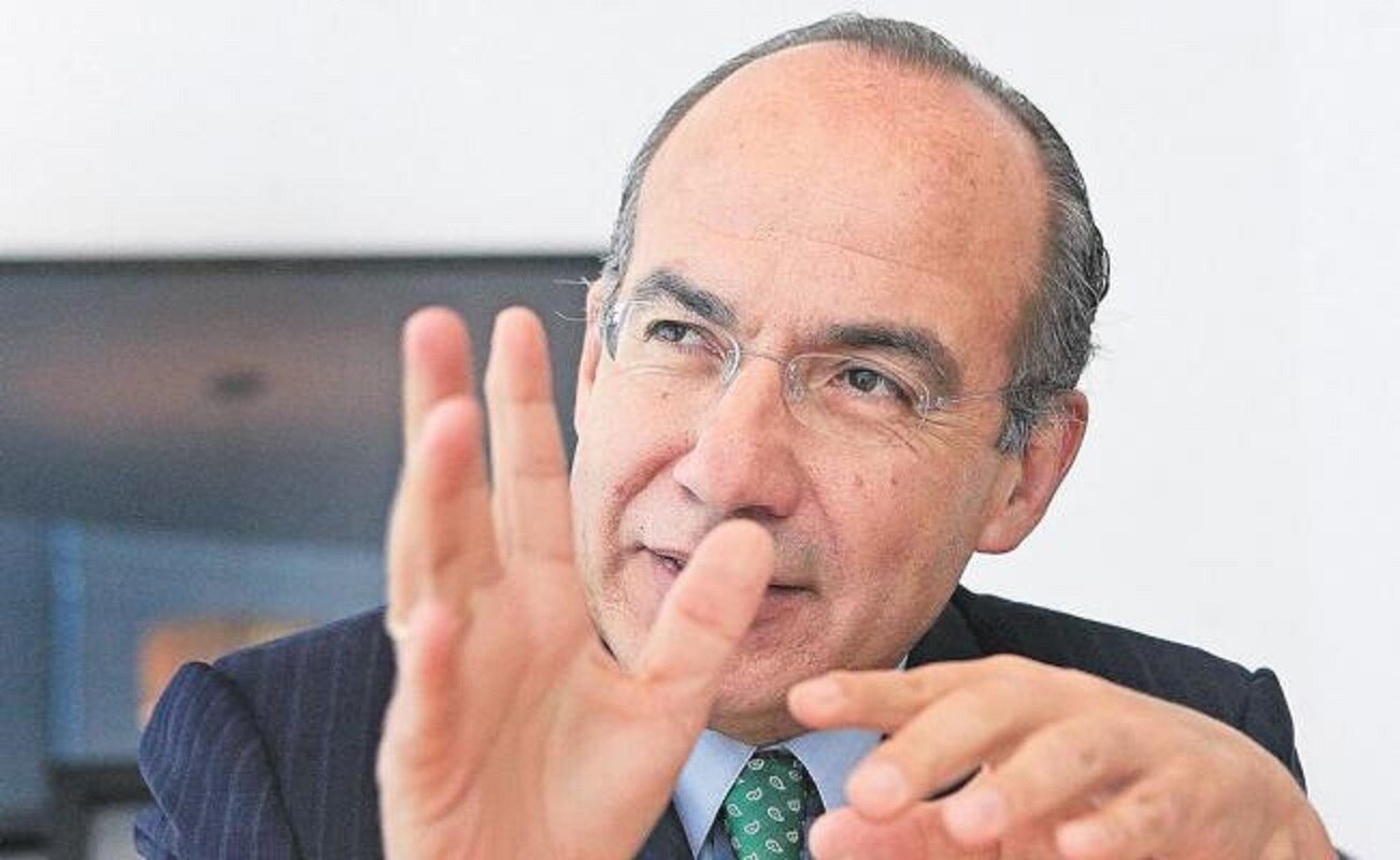 Seguidores de AMLO son "pacoignaciotaibos" radicales, asegura Felipe Calderón