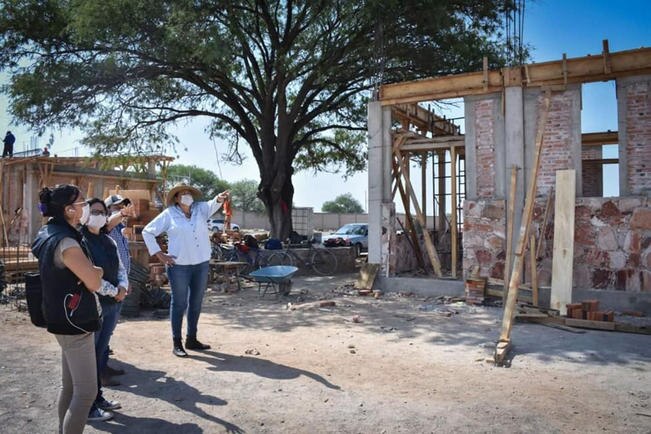 Sin fecha. La Universidad Benito Juárez seguirá en obra negra, en Ezequiel Montes