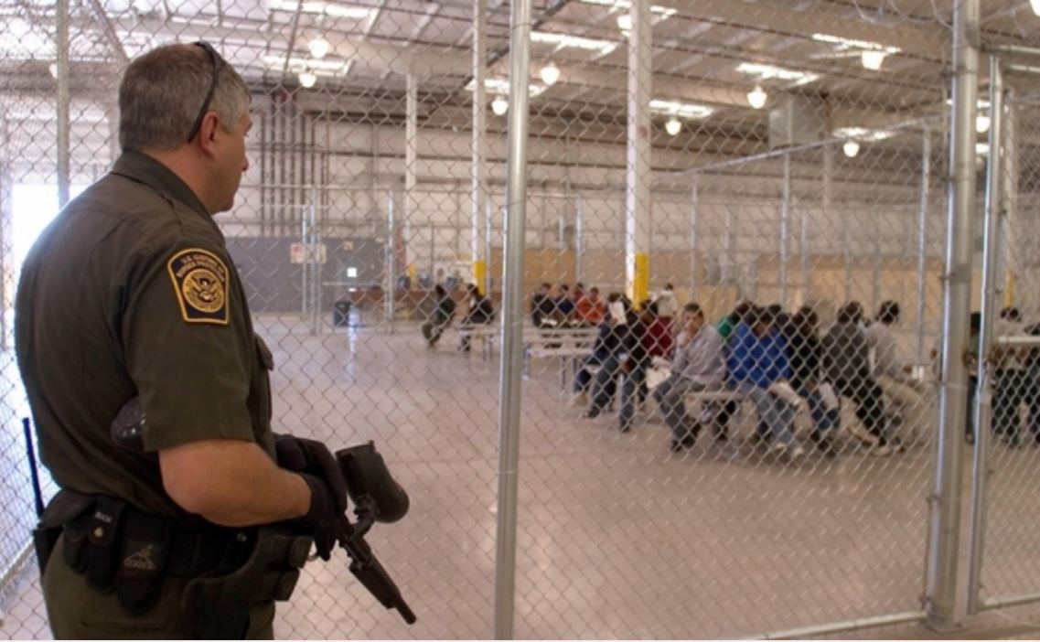 Migrante mexicano es la séptima persona que muere bajo custodia en EU