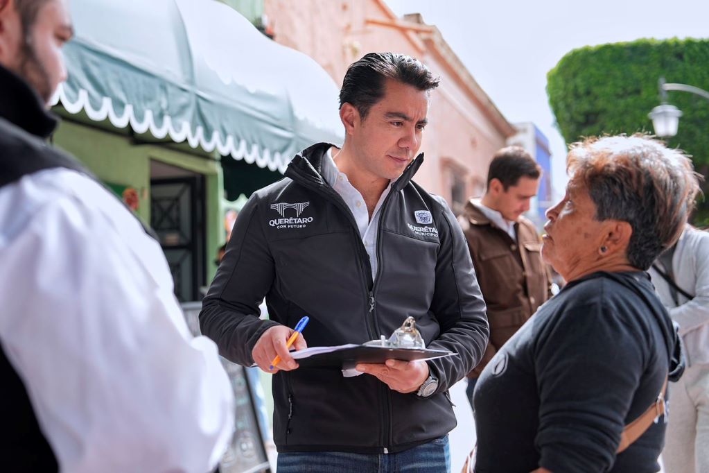 Realizan Mega Consulta sobre el comercio ambulante en el Centro Histórico