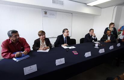 Llaman a UAQ y sindicato a acuerdos