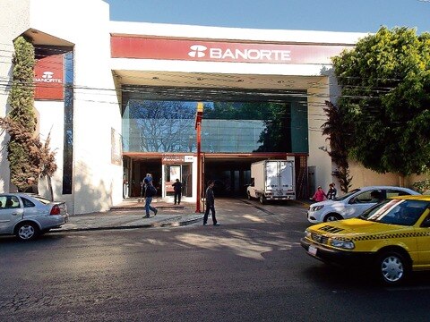 Frustran intento  de asalto bancario