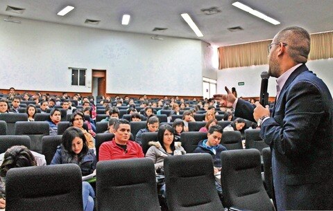 Ofrecen talleres para disminuir accidentes