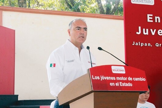 JCR recorre la sierra y entrega créditos