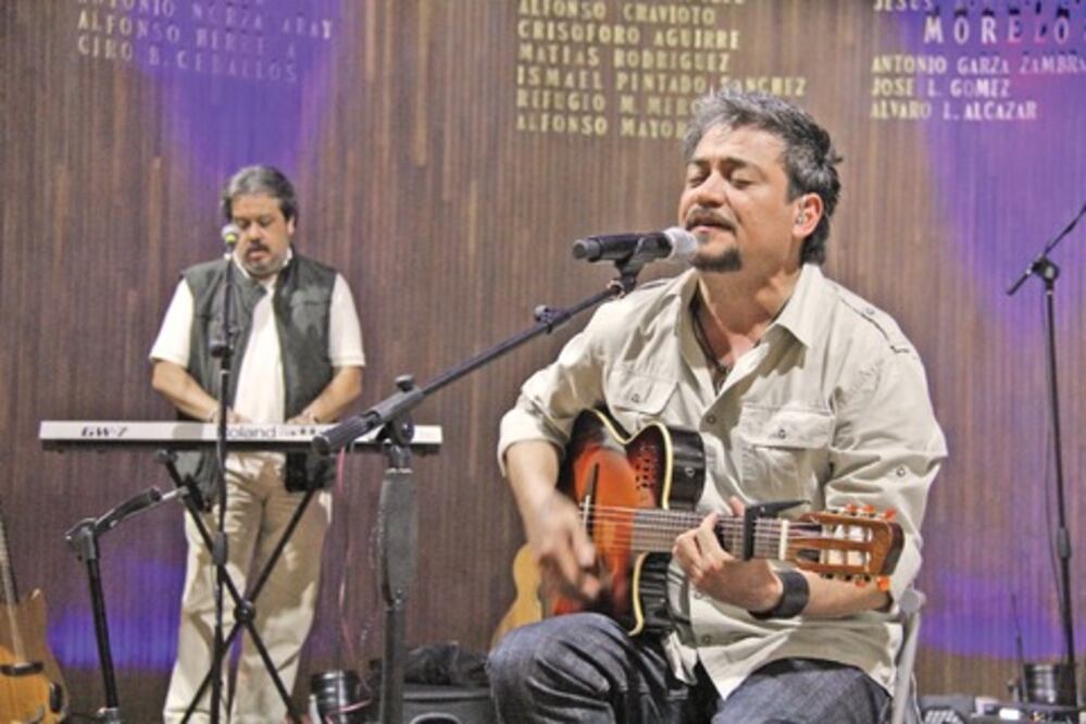  Ornelas enamora a sus fans 