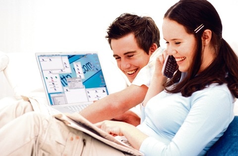 Usan la web para buscar trabajo 