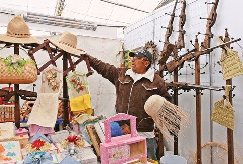 Artesanos de Tequis piden  mayor difusión