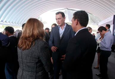 Pide Mauricio Kuri a CFE explicar tarifas